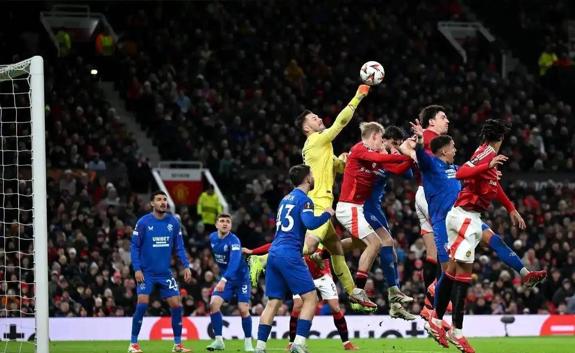 ayx体育官方网站-包含NBA季后赛集结日走向成谜，曼联绝杀压哨，更衣室稳定，身体对抗强度拉满的词条-ayx体育官方网站